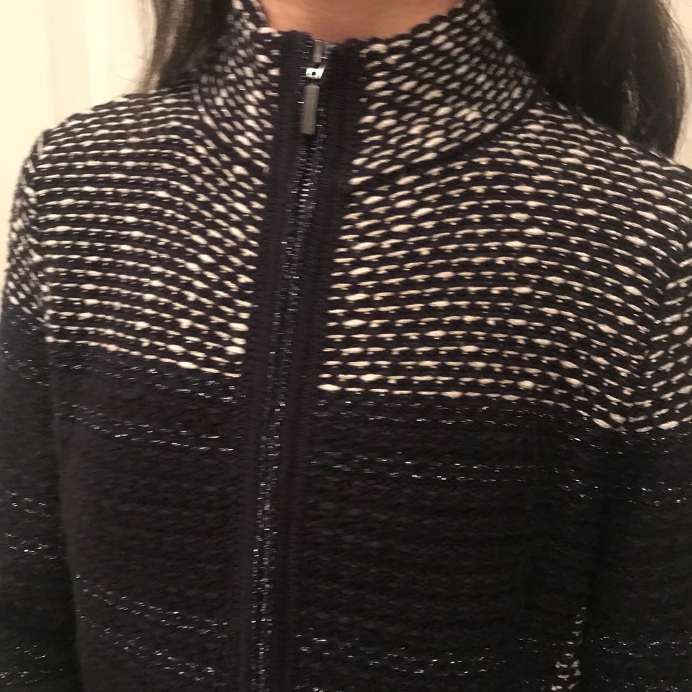 Sweater - Picture 11 of 11